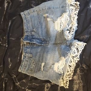 Almost famous Jean short size 1 juniors
